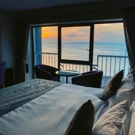 Allingham Arms Hotel