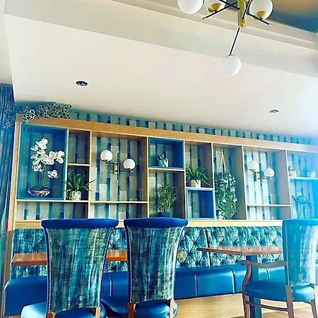 Allingham Arms Hotel 4*