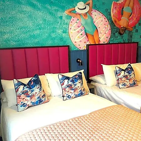 Allingham Arms Hotel
