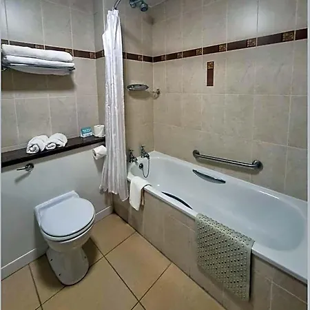 Allingham Arms Hotel 4*