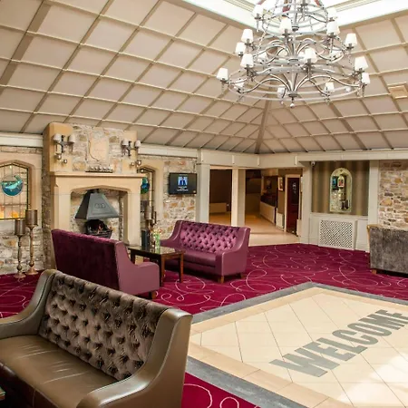 Allingham Arms Hotel