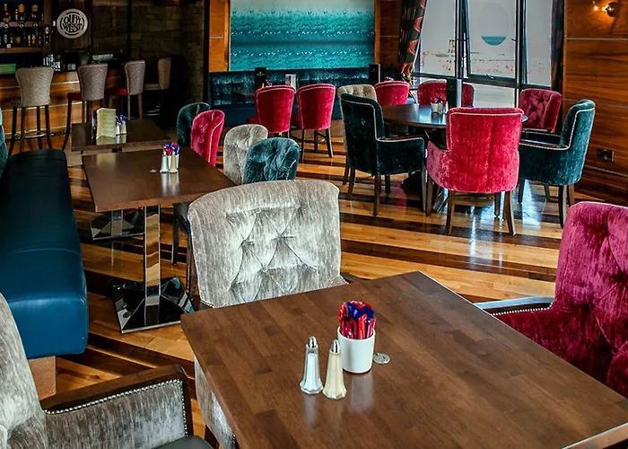 Allingham Arms Hotel