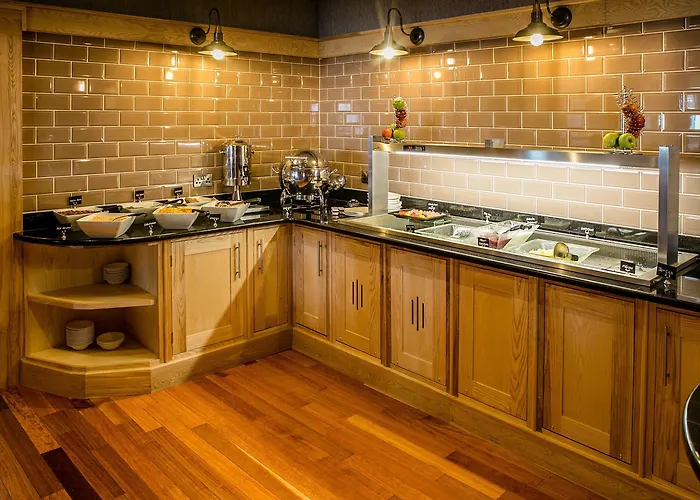 Allingham Arms Hotel 4*